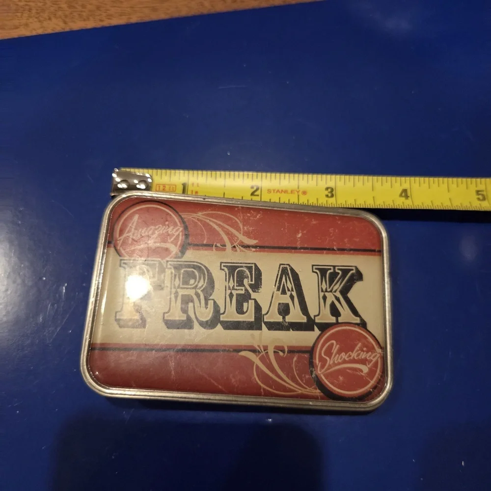 Retro-a-go-go Amazing Freak Shocking Vintage Style Belt Buckle